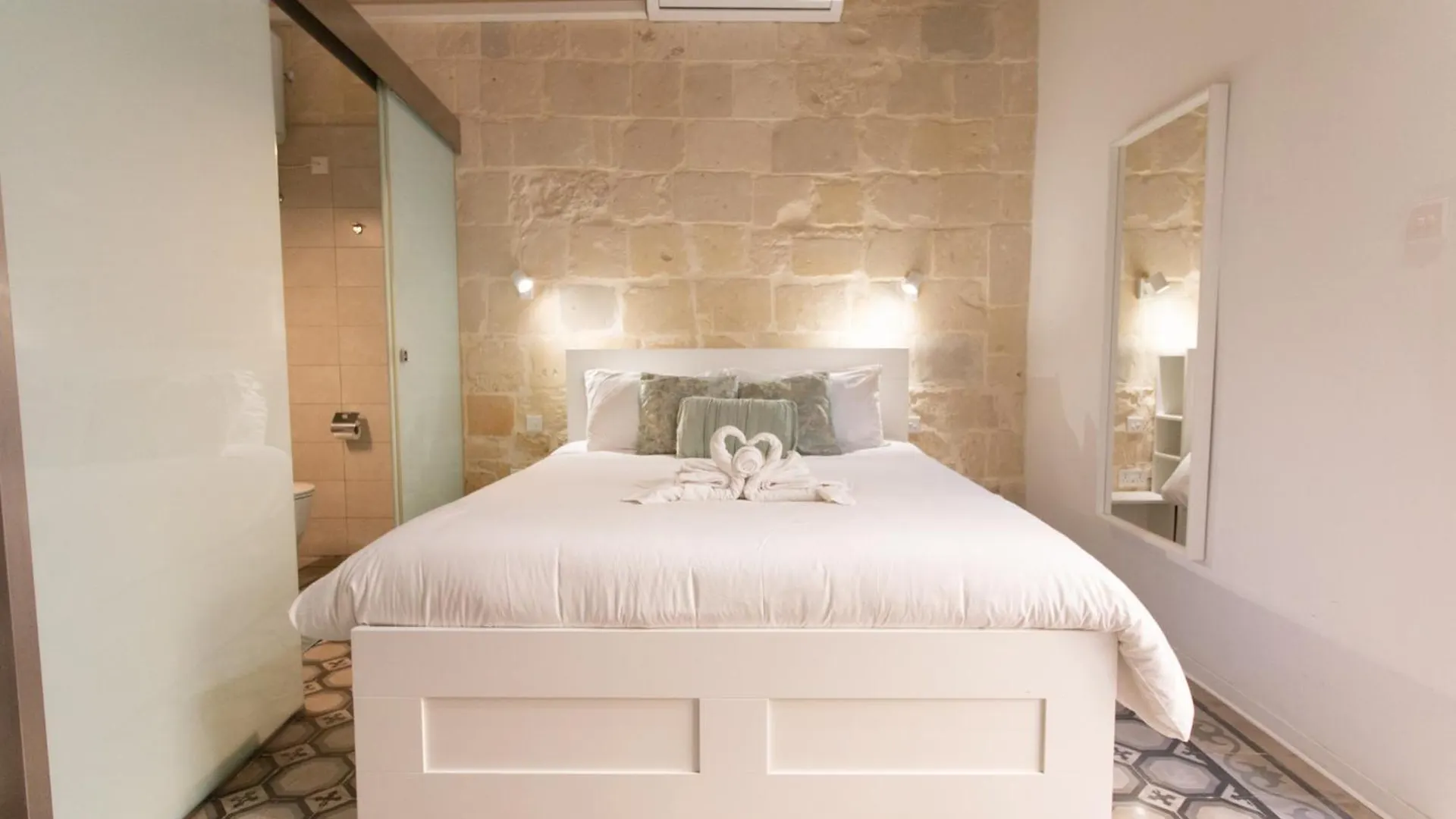 15 Main Gate Aparthotel Birgu